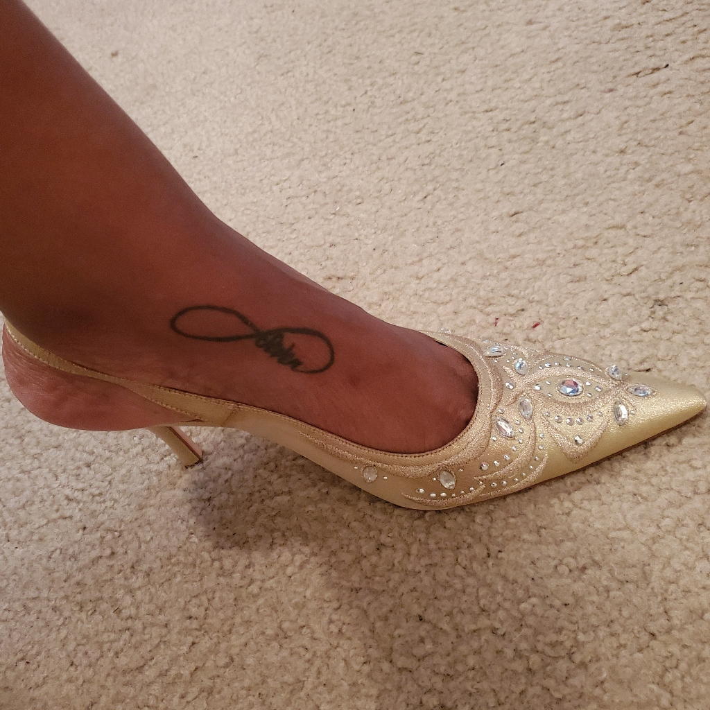 Evening Slick Back Pumps - Nwot